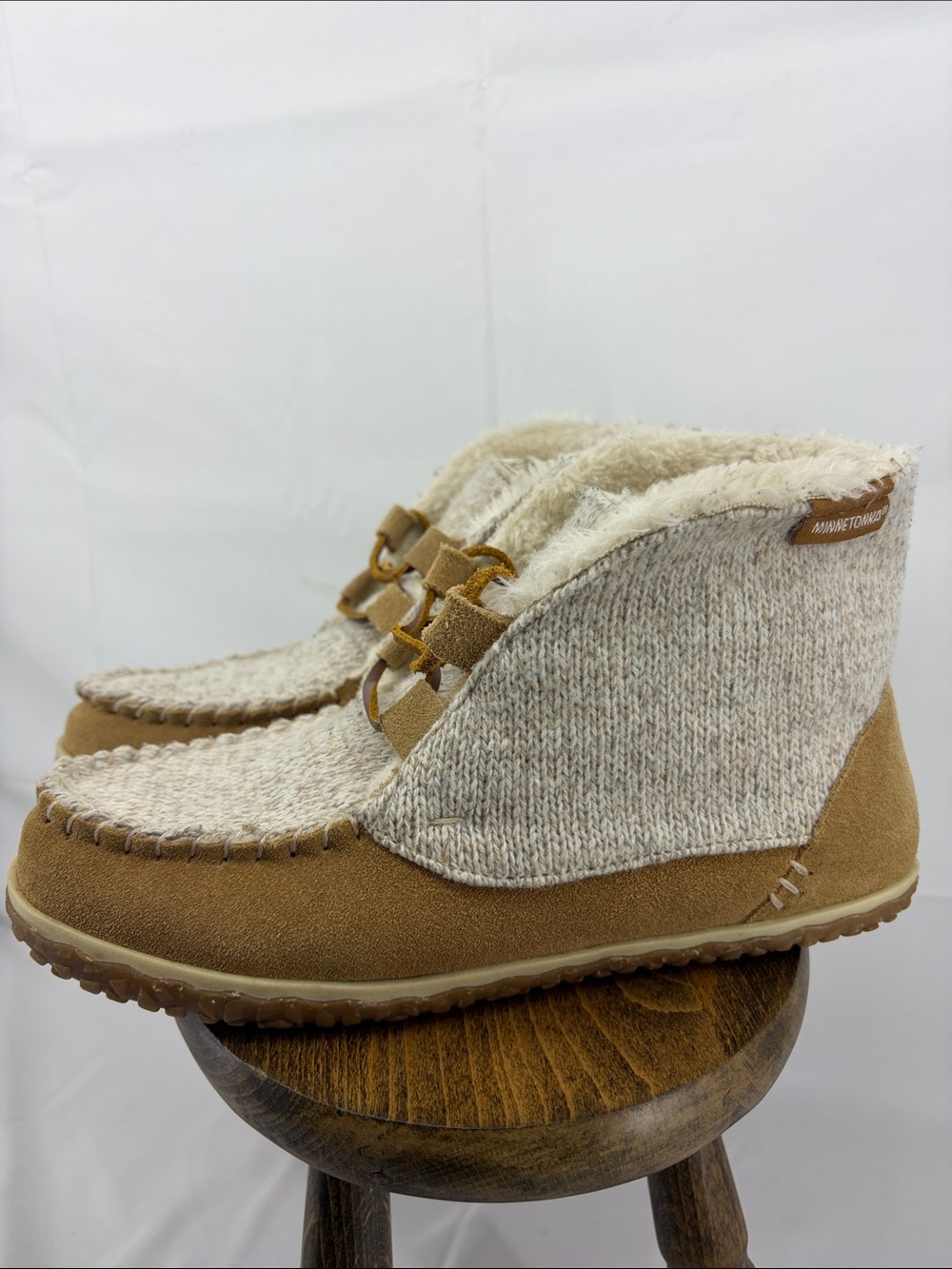 Minnetonka Womens Torrey Knit Leather Lace-up Bootie Slipper Rubber Sole, sz 10